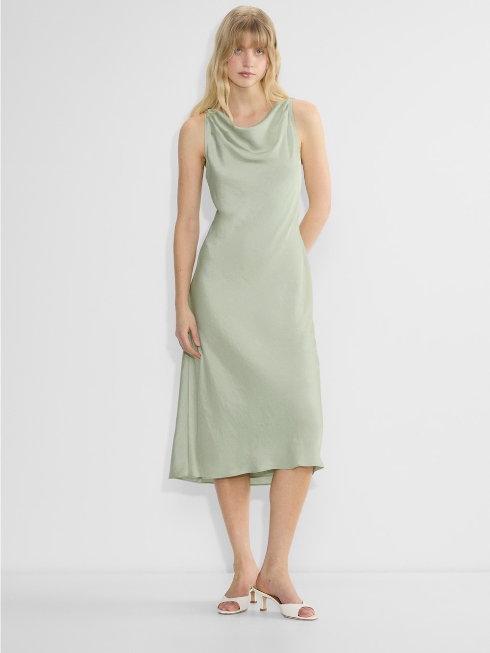 NWT Aritzia Wilfred Goddess Satin Midi Dress